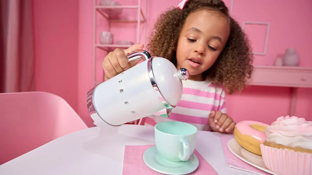 Mieszaj, łącz i odgrywaj wyimaginowane zabawy z nową kolekcją kuchni zabawkowej Little Tikes
