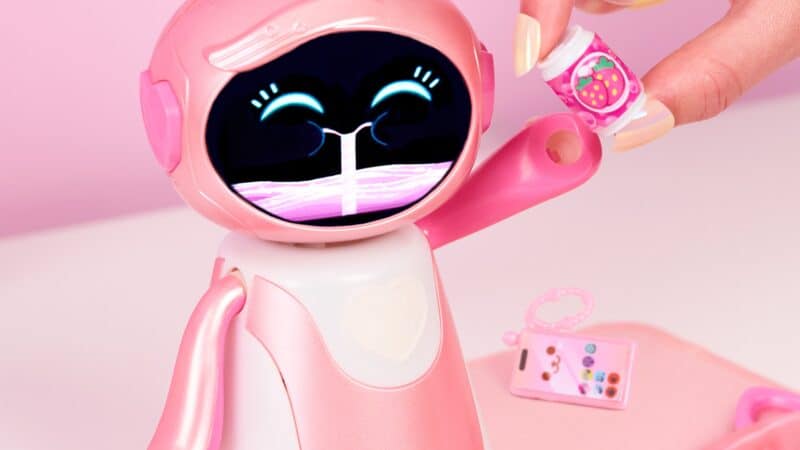EmotoBOT od Just Play ma własną osobowość