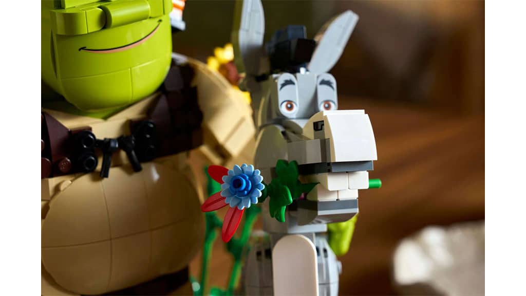 Zestaw LEGO Ideas Shrek, Osioł i Kot w Butach