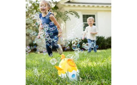 Nowe bańki mydlane Sunny Days, w tym wzory Hello Kitty i Hot Wheels
