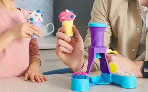 Zestawy zabawek PlanToys odkrywają wielkie przygody na świeżym powietrzu w sposób, jakiego jeszcze nie widziano.