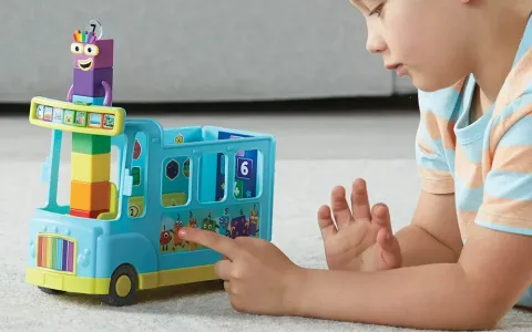 Śpij dobrze na matach do drzemki Pottery Barn Kids PAW Patrol i Hello Kitty!