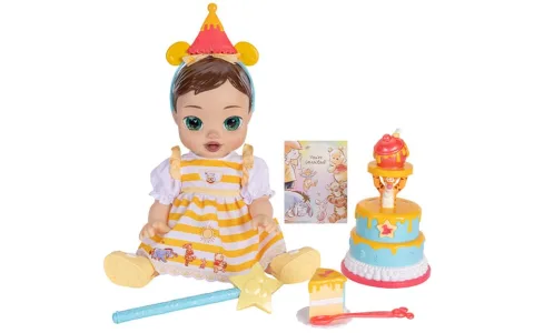 Ta lalka Disney Darlings z Kubusiem Puchatkiem jest słodsza niż miód