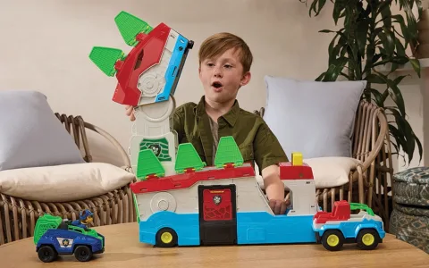 Spin Master wyrusza na nową przygodę z PAW Patrol: Dinozaur film z zabawkami
