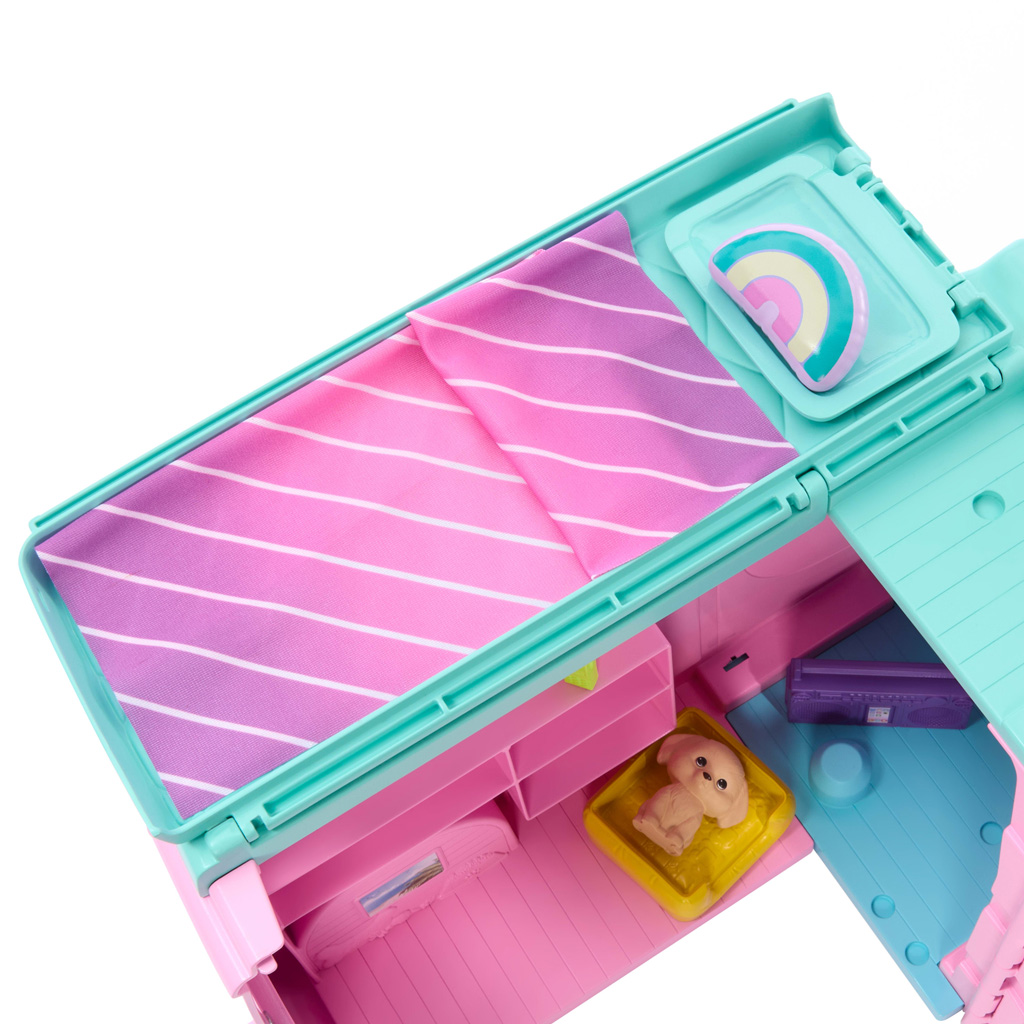 Barbie Dream Land Road Trip kamper z 20 akcesoriami – Mattel zdjęcie 4