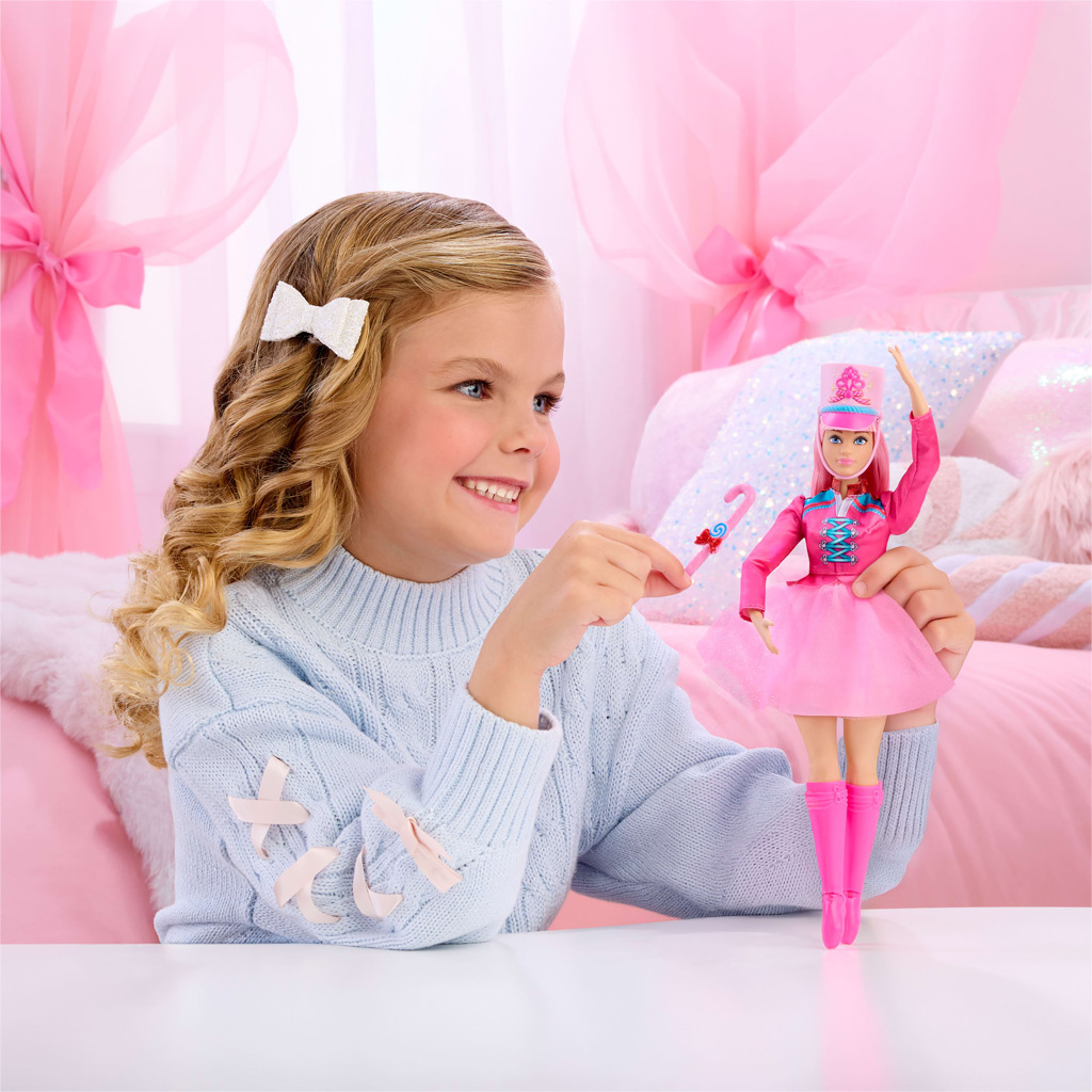 Barbie Dziadek do Orzechów - Daisy Lalka - Mattel zdjęcie 3