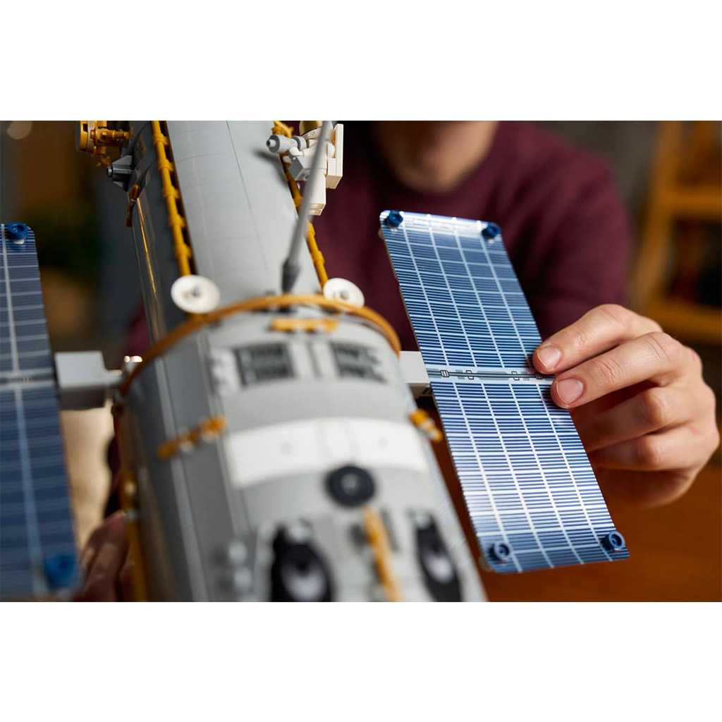 LEGO® Ikony: Teleskop Hubble'a (11383) zdjęcie 10