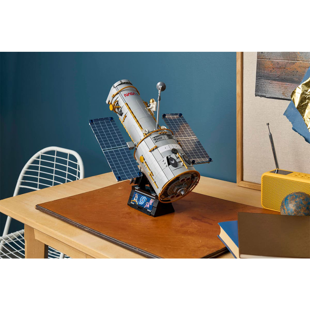 LEGO® Ikony: Teleskop Hubble'a (11383) zdjęcie 14