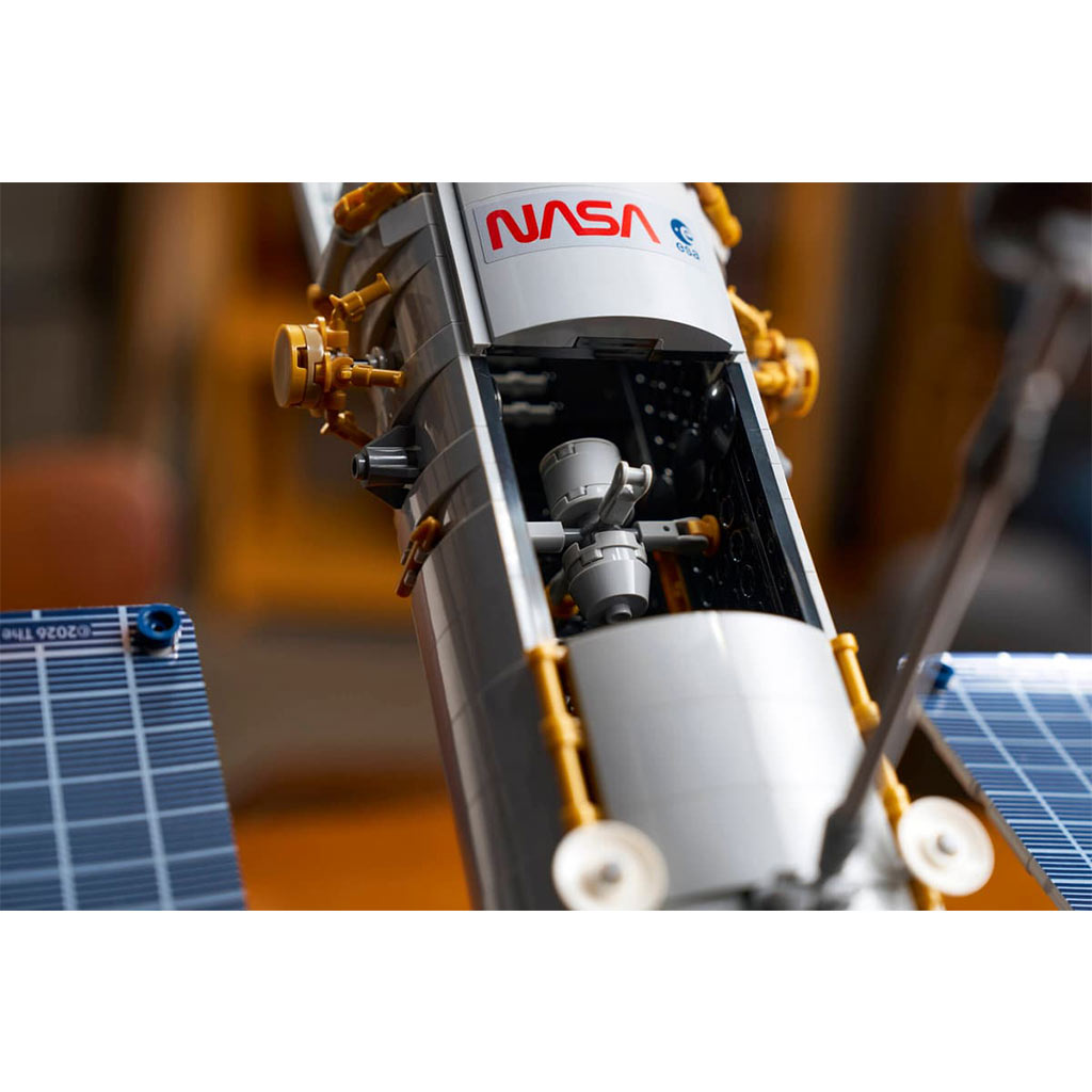 LEGO® Ikony: Teleskop Hubble'a (11383) zdjęcie 18