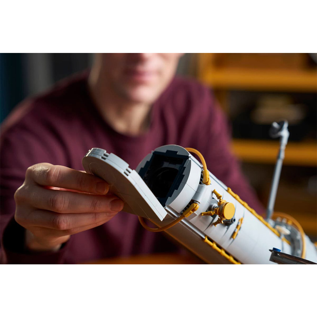 LEGO® Ikony: Teleskop Hubble'a (11383) zdjęcie 9