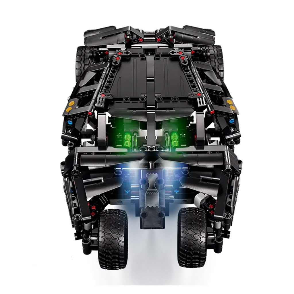 LEGO® Technic: Batmobil™ Tumbler (42239) zdjęcie 6