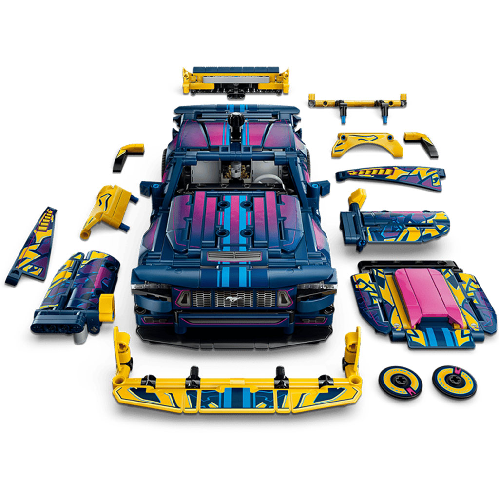 LEGO® Technic: Warsztat tuningowy: Samochód Ford Mustang GT (42236) zdjęcie 3