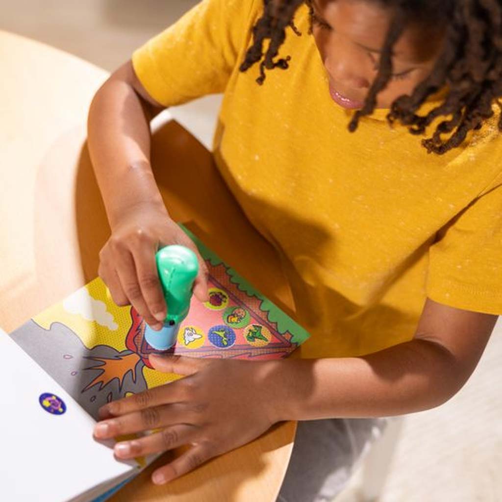 Melissa&Doug: Sticker WOW! Pieczątka z naklejkami – Dinozaur – Spin Master zdjęcie 3