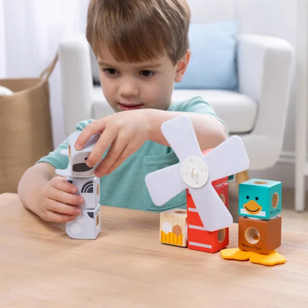 Blockables: Przyjaciele z farmy — drewniana zabawka konstrukcyjna — Melissa & Doug zdjęcie 3