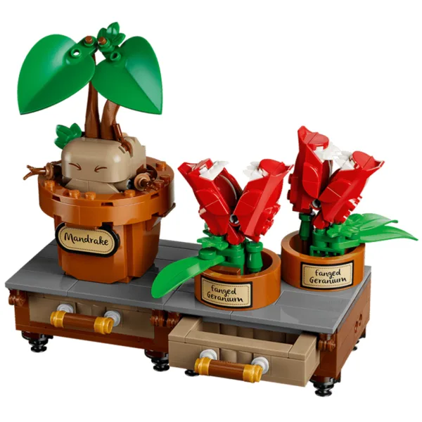 LEGO® Harry Potter™: Rośliny z lekcji zielarstwa w Hogwarcie™ (76474) zdjęcie 3