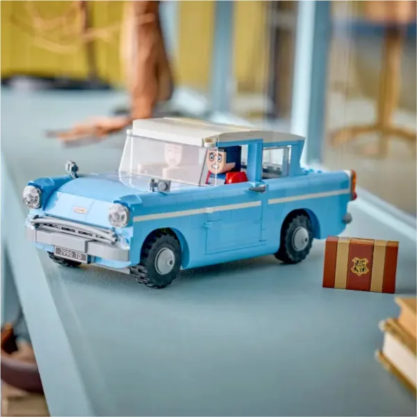 LEGO® Harry Potter: Zaczarowany latający Ford Anglia™ (76470) zdjęcie 5