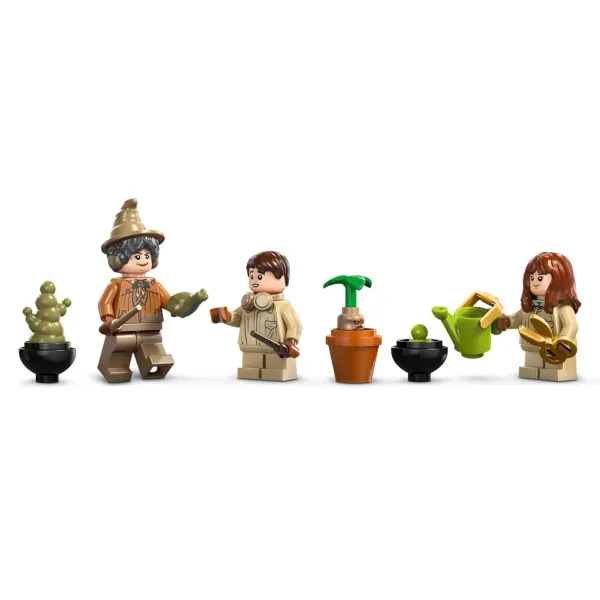 LEGO® Harry Potter: Zamek Hogwart™: Lekcja zielarstwa (76445) zdjęcie 6