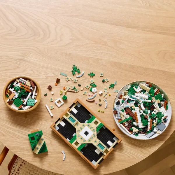 LEGO® Icons: Ogród z fontannami (10359) zdjęcie 3