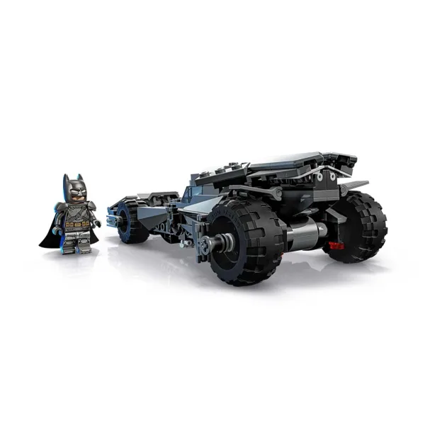 LEGO® Marvel: Batman kontra Superman™: Batmobile™ (76331) zdjęcie 2