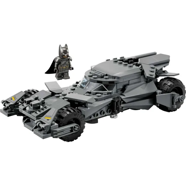 LEGO® Marvel: Batman kontra Superman™: Batmobile™ (76331) zdjęcie 4