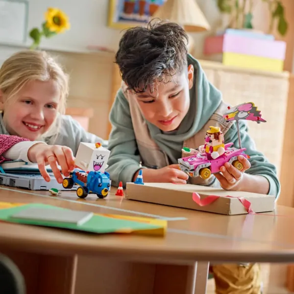 LEGO® Super Mario™: Mario Kart™ – Wario i Król Boo (72038) zdjęcie 7