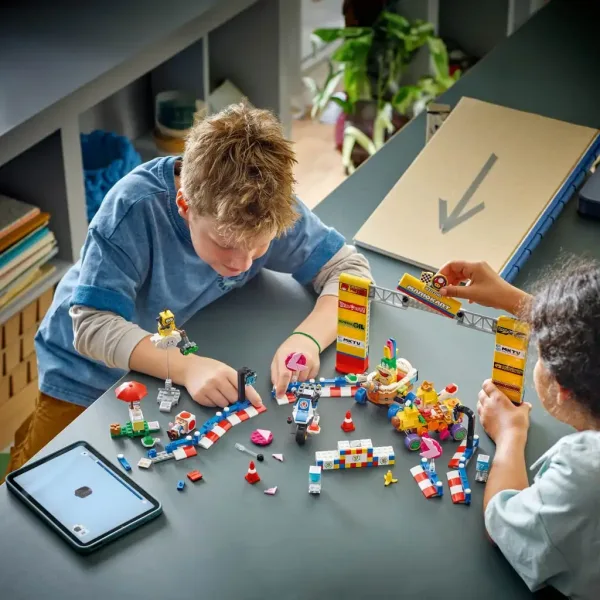 LEGO® Super Mario™: Mario Kart™ - Baby Peach i zestaw Grand Prix (72036) zdjęcie 3