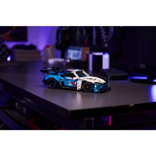 LEGO® Technic: BMW M4 GT3 EVO samochód wyścigowy (42226) zdjęcie 7