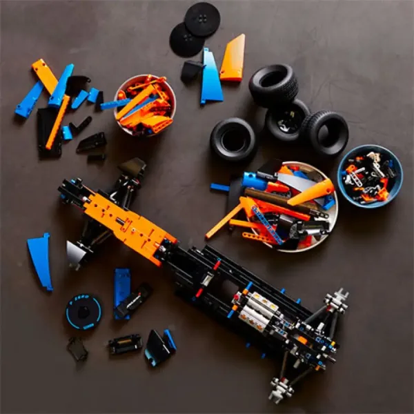 LEGO® Technic: McLaren Formula 1™ samochód wyścigowy (42141) zdjęcie 6