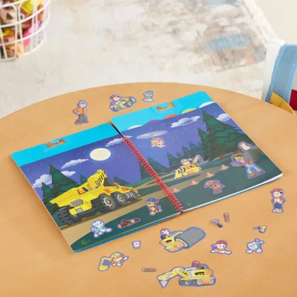 Melissa & Doug: Psi Patrol Ultimate Rescue wielokrotnego użytku książeczka z naklejkami zdjęcie 3