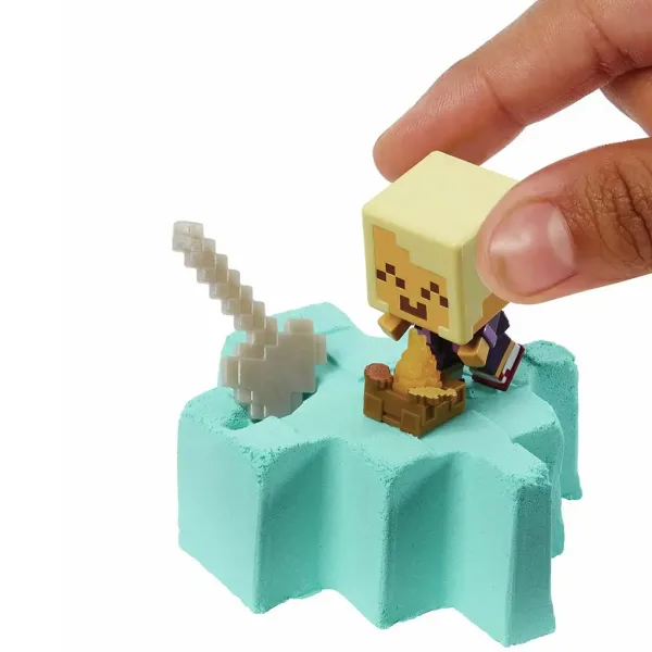 Minecraft: Reveal minifigurka złotowłosego żeglarza w żółtym pojemniku w kształcie miecza - Mattel zdjęcie 4