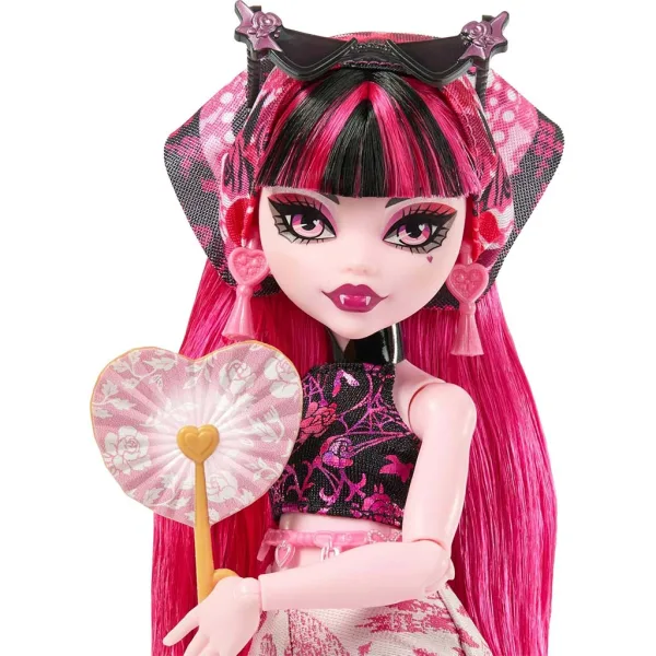 Monster High Strasznie Fajni Przyjaciele: Upiorna podróż Draculaura lalka - Mattel zdjęcie 5