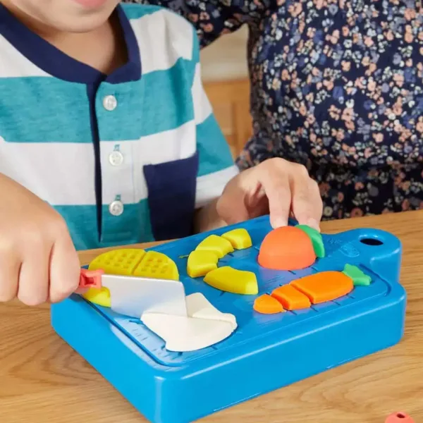Play-Doh: Zestaw Mały Kucharz z 5 pojemnikami ciastoliny i akcesoriami 255g - Hasbro zdjęcie 4