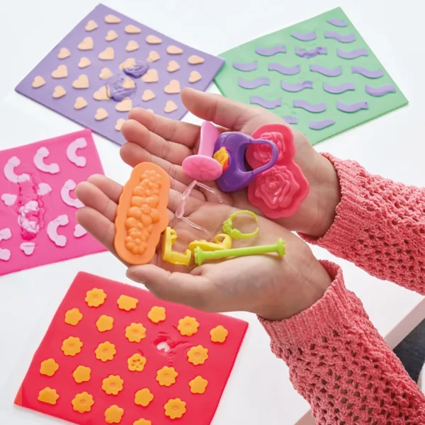 Play-Doh: Zestaw ciastoliny Barbie kwiaty - Hasbro zdjęcie 4