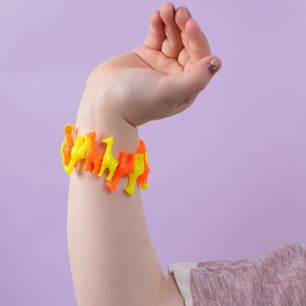 PlayBox: Zestaw koralików kolorowe zwierzęta z różnokolorowymi nawlekanymi zwierzętami, opakowanie 250 sztuk zdjęcie 2