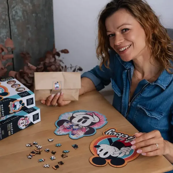Wood Craft: Disney - Retro Mickey Mouse 160-elementowa premium drewniana układanka - Trefl zdjęcie 3