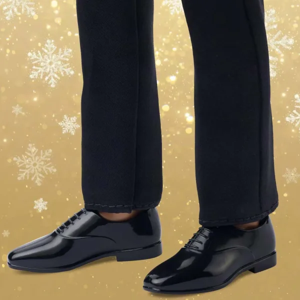 Barbie: Signature Holiday 2026 kolekcjonerska lalka Ken 32 cm - Mattel zdjęcie 4