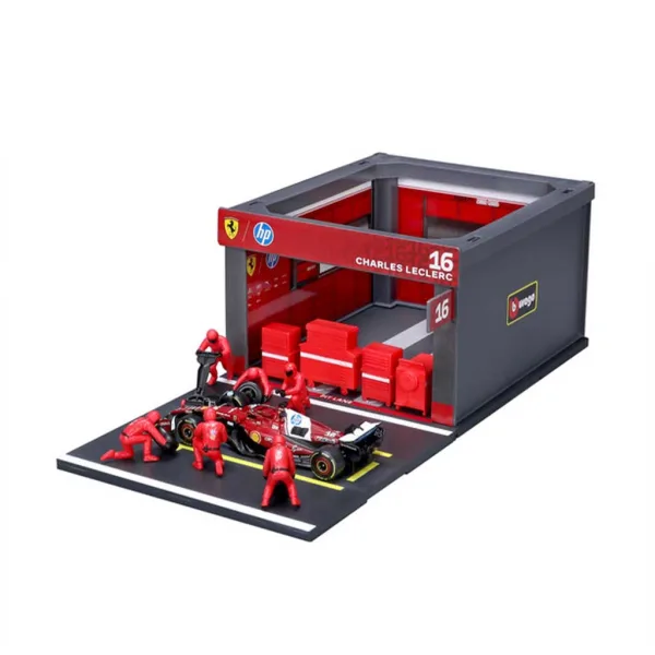 Bburago: F1 wyścigówka - Ferrari SF-25 Pit / Charles Leclerc 1/43 zdjęcie 2