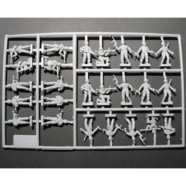 Italeri 1/72 Niemieccy Spadochroniarze Figurka wojskowa do sklejania zdjęcie 3