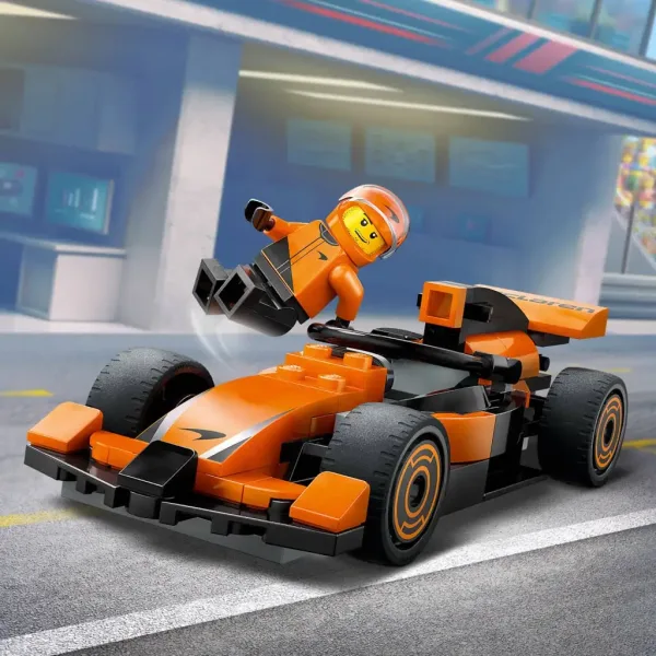 LEGO® City: F1® kierowca z samochodem wyścigowym McLaren (60442) zdjęcie 3
