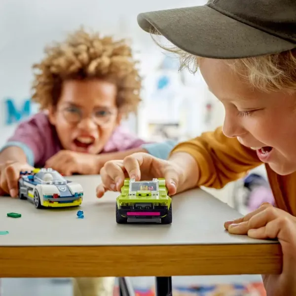 LEGO® City: Pościg za radiowozem i sportowym samochodem (60415) zdjęcie 6