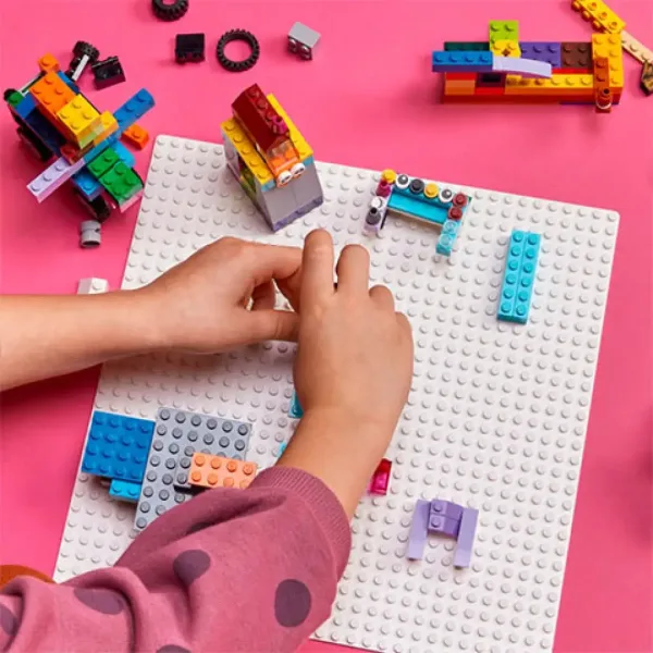 LEGO® Classic: Biała płyta podstawowa (11026) zdjęcie 3