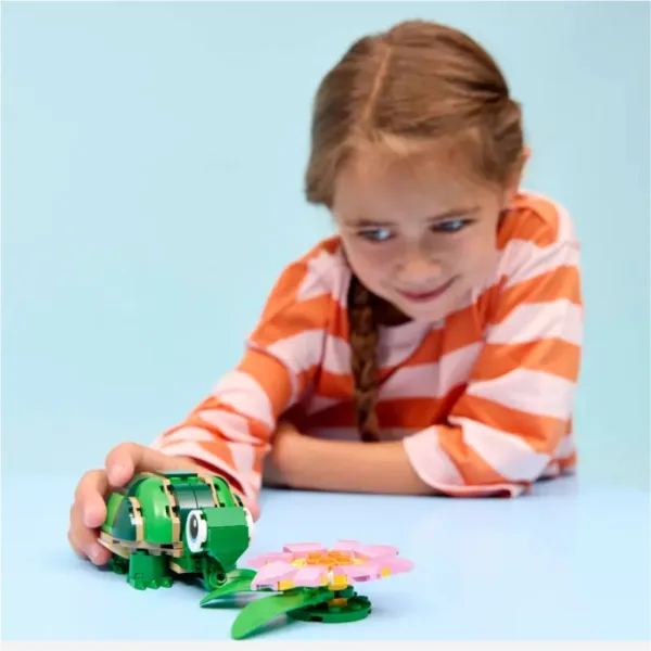LEGO® Creator: Żółw z kwiatem lilii wodnej (31377) zdjęcie 5