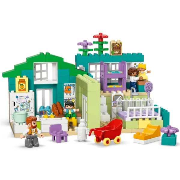 LEGO® DUPLO®: 3 w 1 nowoczesny dom rodzinny z figurkami (10470) zdjęcie 3
