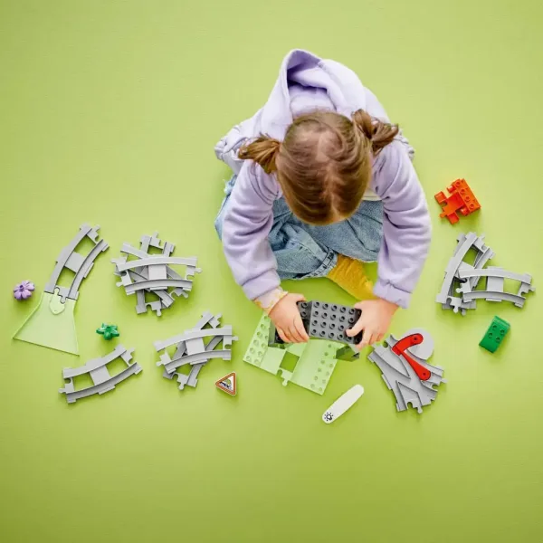 LEGO® DUPLO®: Zestaw akcesoriów tunelu i torów (10425) zdjęcie 3