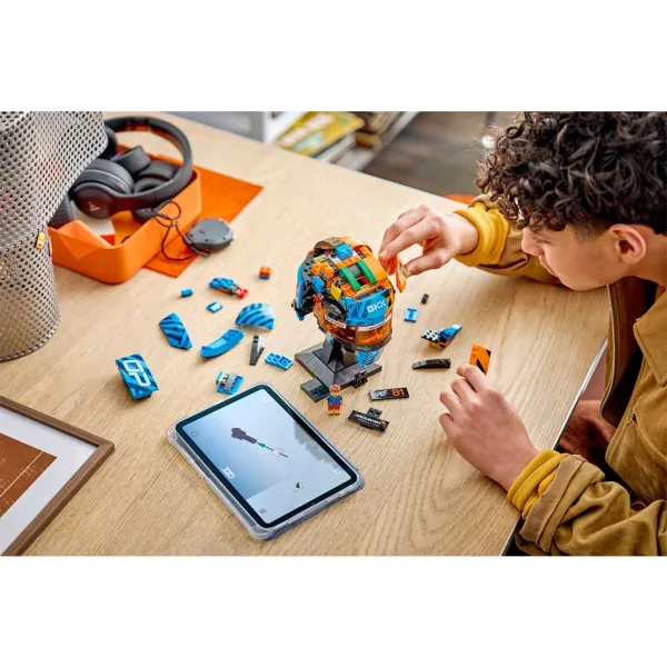 LEGO® Edycje: Kask McLaren Mastercard F1® Team Oscara Piastriego (43017) zdjęcie 4