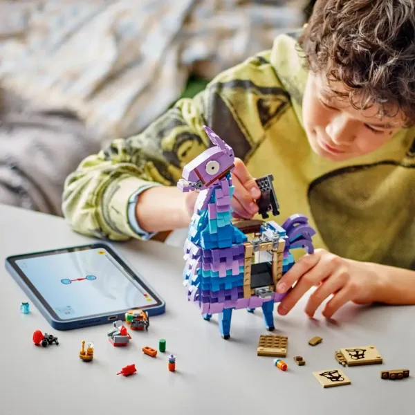 LEGO® Fortnite: Llama zaopatrzeniowa (77071) zdjęcie 4