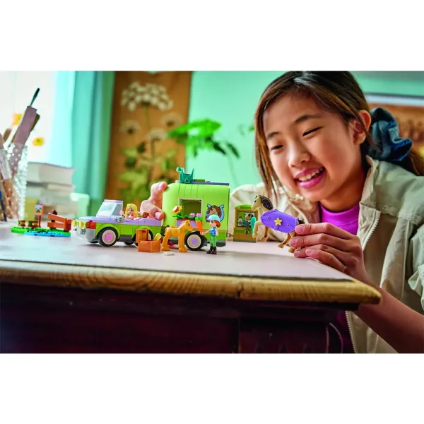 LEGO® Friends: Przyczepa do transportu koni i źrebiąt (42695) zdjęcie 7