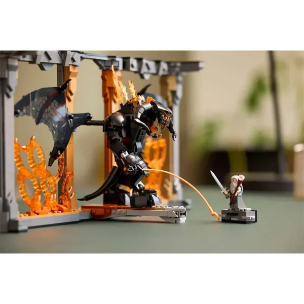 LEGO® Icons: Kącik książkowy: Władca Pierścieni: Balrog™ (10367) zdjęcie 8