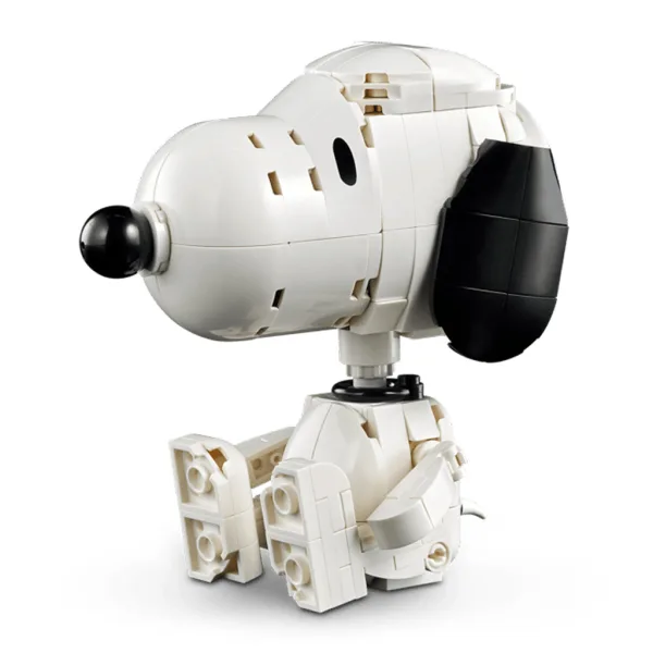 LEGO® Ideas: Peanuts: Domek dla psa Snoopy (21368) zdjęcie 4