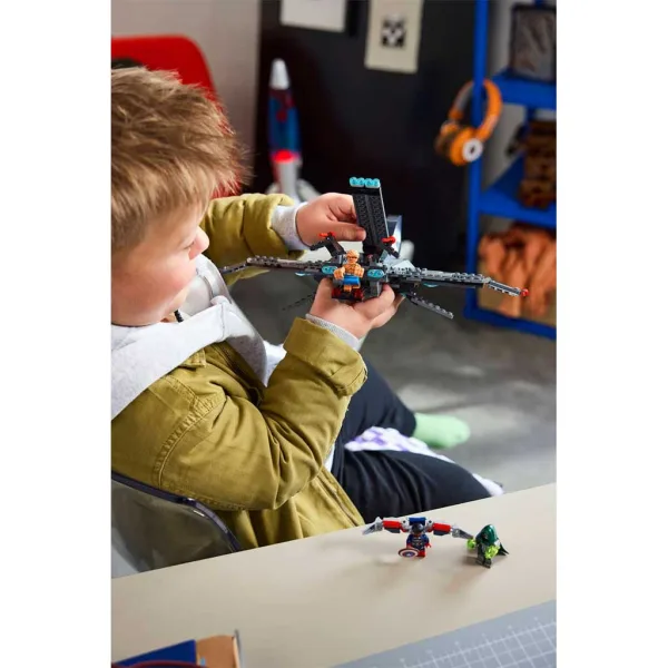 LEGO® Marvel: Avengers: Przebudzenie Doktora Dooma Quinjet (76347) zdjęcie 4
